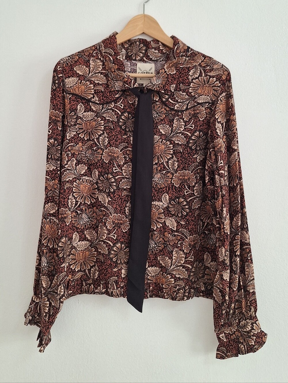 NWOT Cotton & Rye Tie-Neck Floral Blouse in Brown and Black - Cottage Core Style